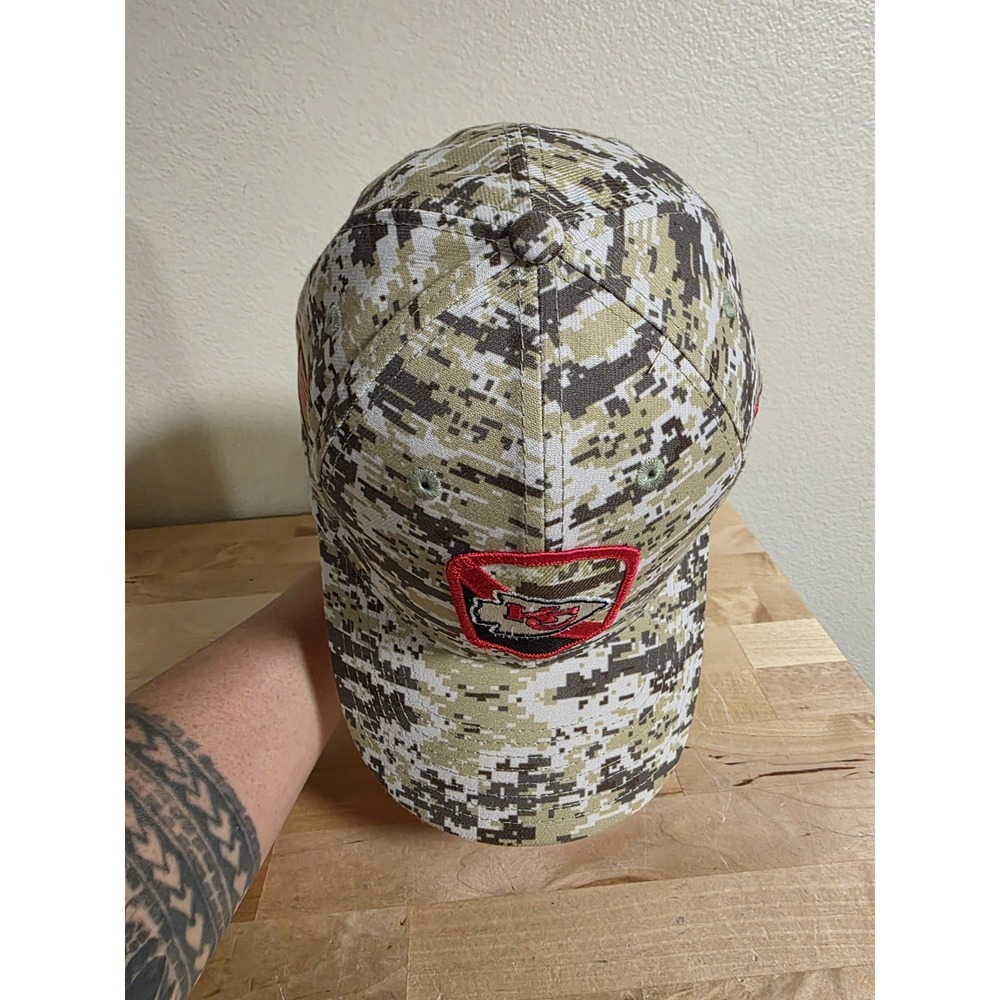 Kansas City Chiefs New Era 39THIRTY Salute To Service Hat Cap Size M-L - Picture 5 of 8